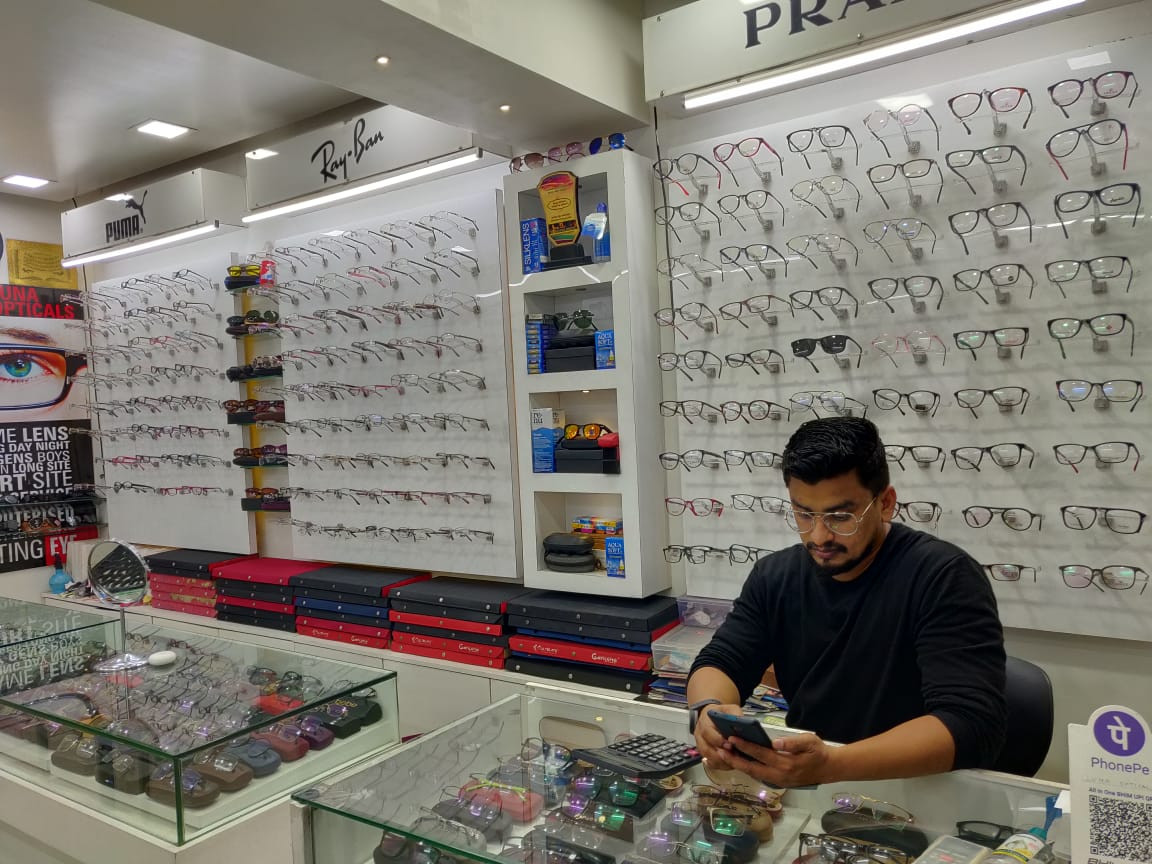 LUNA OPTICALS TIRUR